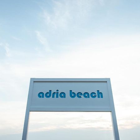 Adria Beach Hotel Альба-Адріатіка Екстер'єр фото