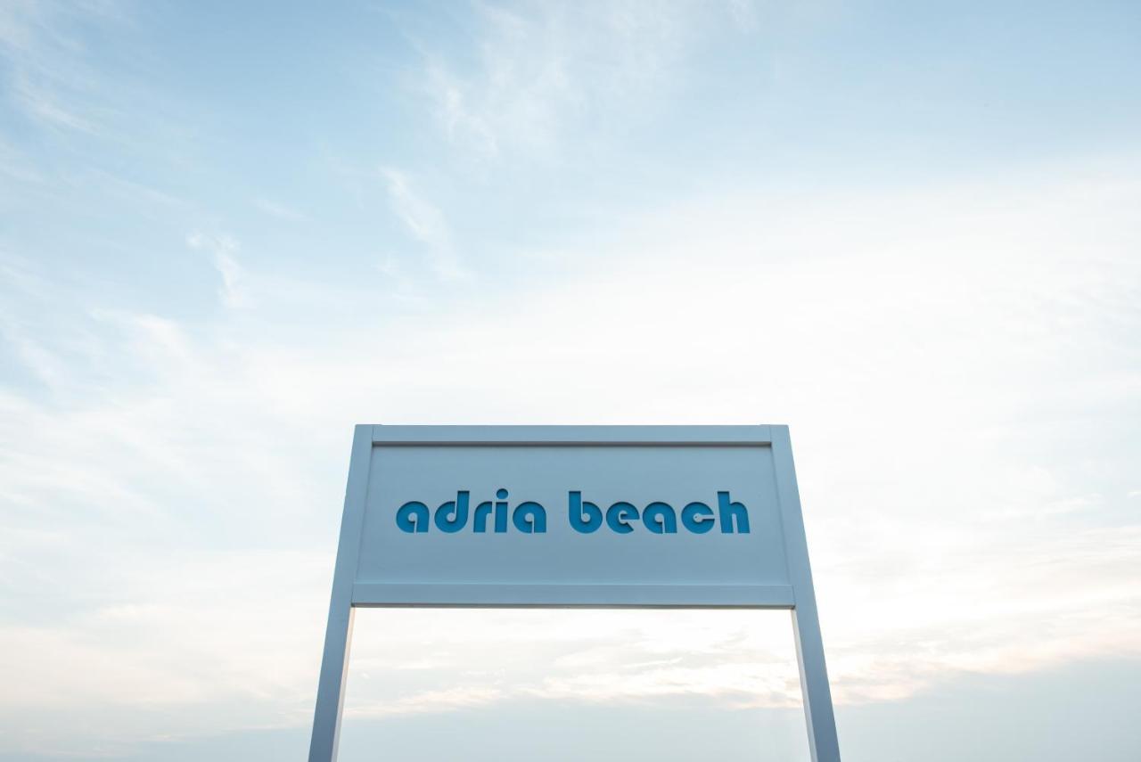 Adria Beach Hotel Альба-Адріатіка Екстер'єр фото